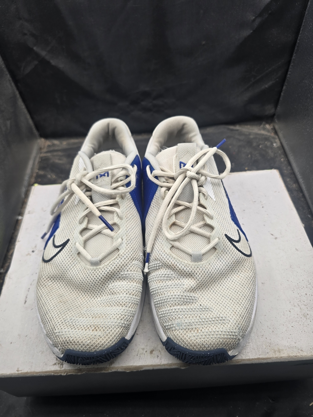 Nike Men’s White and Blue Athletic Training Shoes
